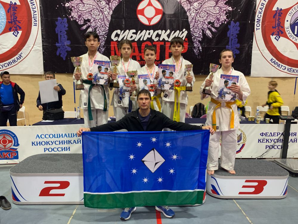 Спортсмены Мирнинского района успешно выступили на турнире по киокусинкай каратэ «Сибирский мастер»