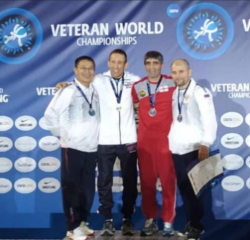Спортсмен из Якутии выиграл серебро на чемпионате мира среди ветеранов